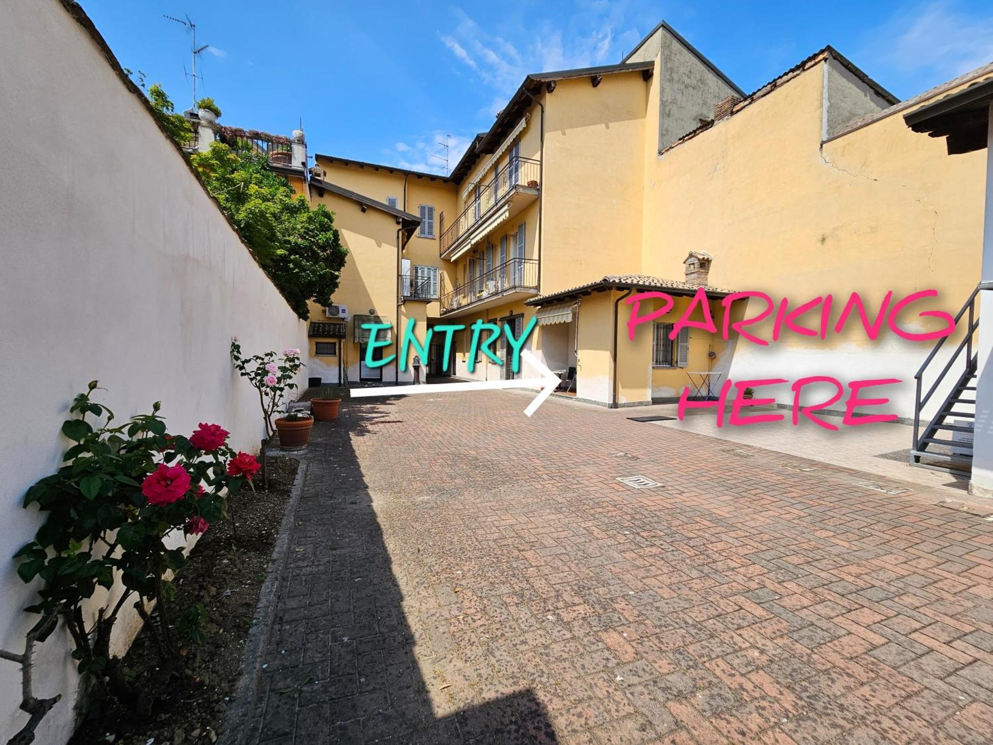 Casa Oltrepo Comoda Silenziosa Centrale E Parcheggio Interno Apartment Casteggio Exterior photo